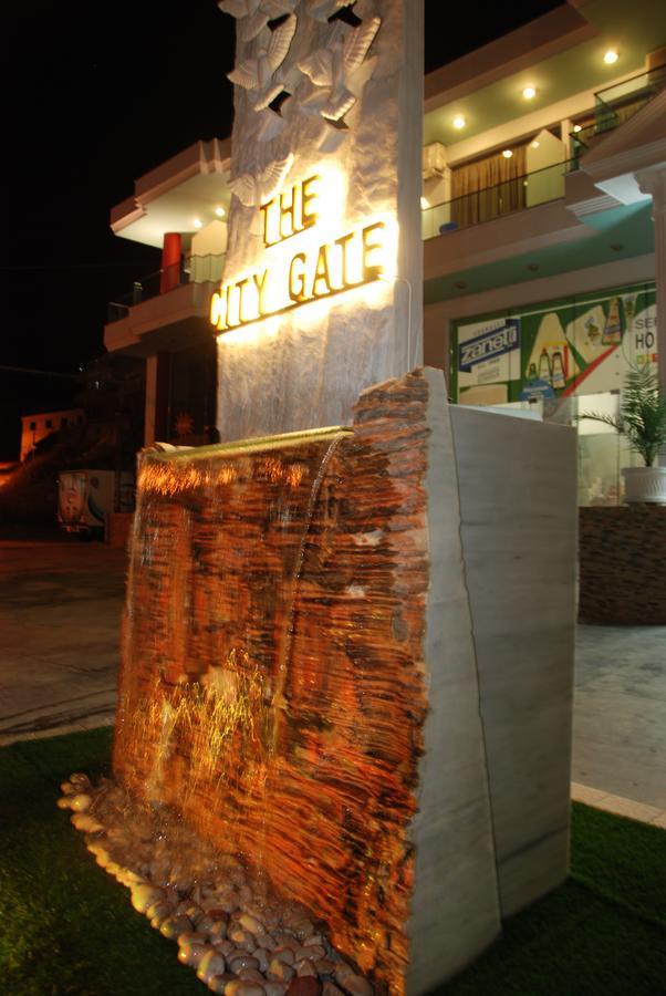 The City Gate Hotel Саранда Экстерьер фото
